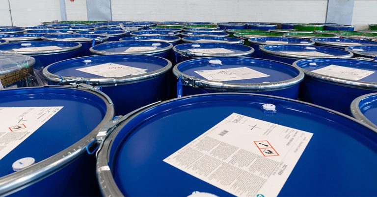 Why Are Companies Switching From Steel Drums To Collapsible Options?